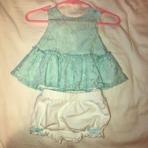 Newborn outfit